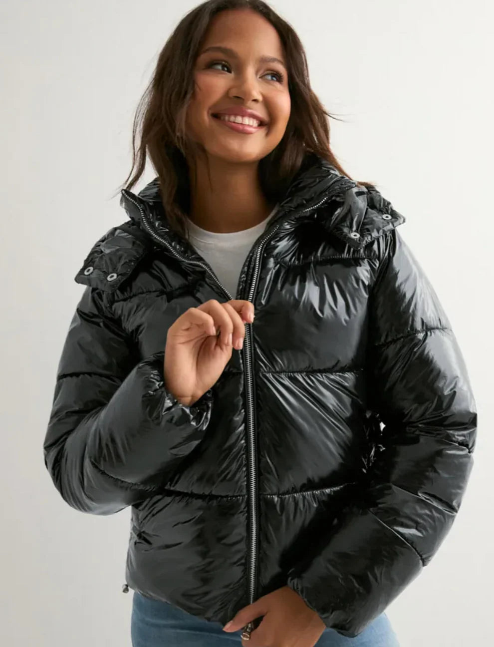Elyora | Glossy down jacket