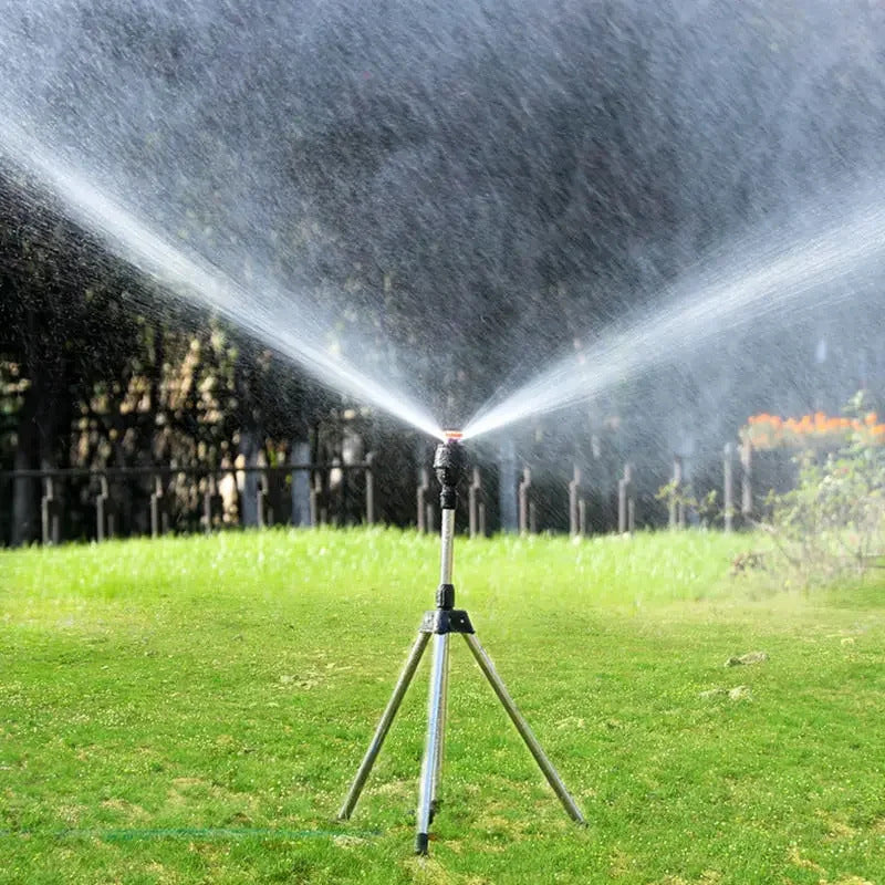 WaterSpray Pro™ | Automatische tuinsproeier met 360° bereik!