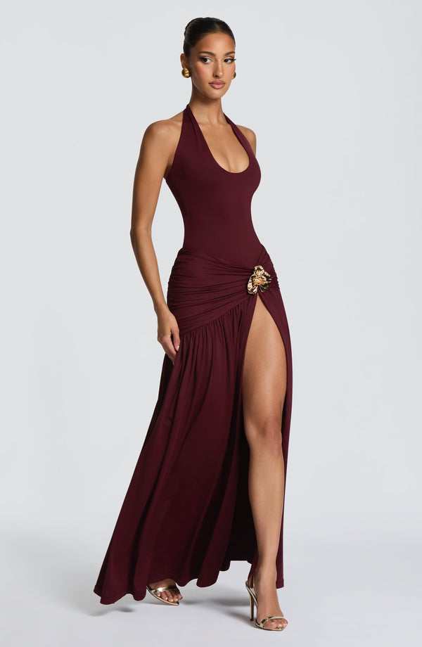 Sarah | Langes Kleid mit goldener Schnalle